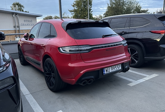 Porsche 95B Macan GTS MkIII