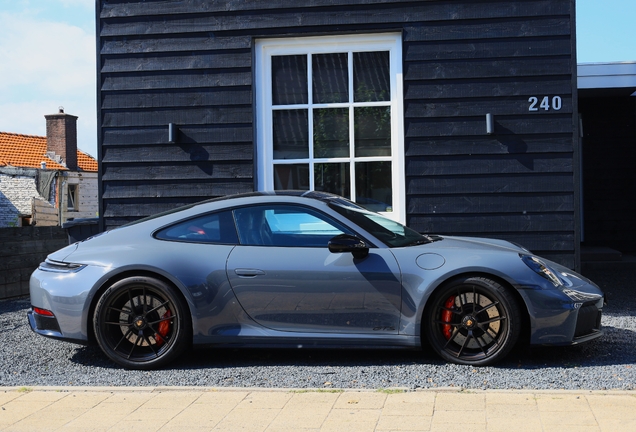 Porsche 992 Carrera 4 GTS MkII