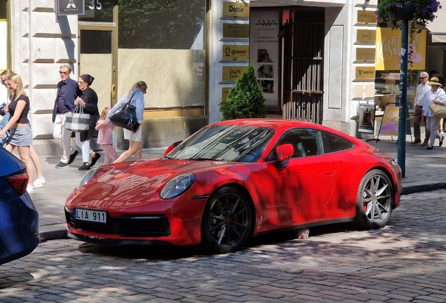 Porsche 992 Carrera 4S