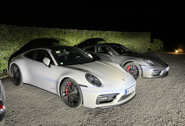 Porsche 992 Carrera GTS