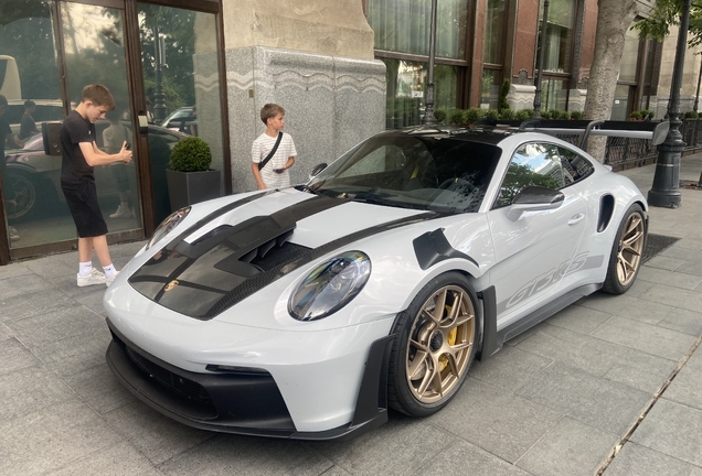 Porsche 992 GT3 RS Weissach Package