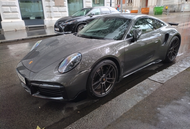 Porsche 992 Turbo