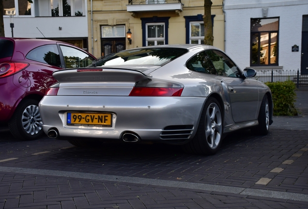 Porsche 996 Turbo