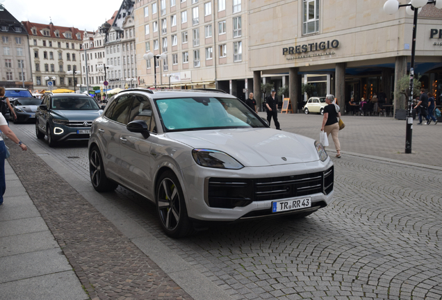 Porsche 9YA Cayenne Turbo E-Hybrid