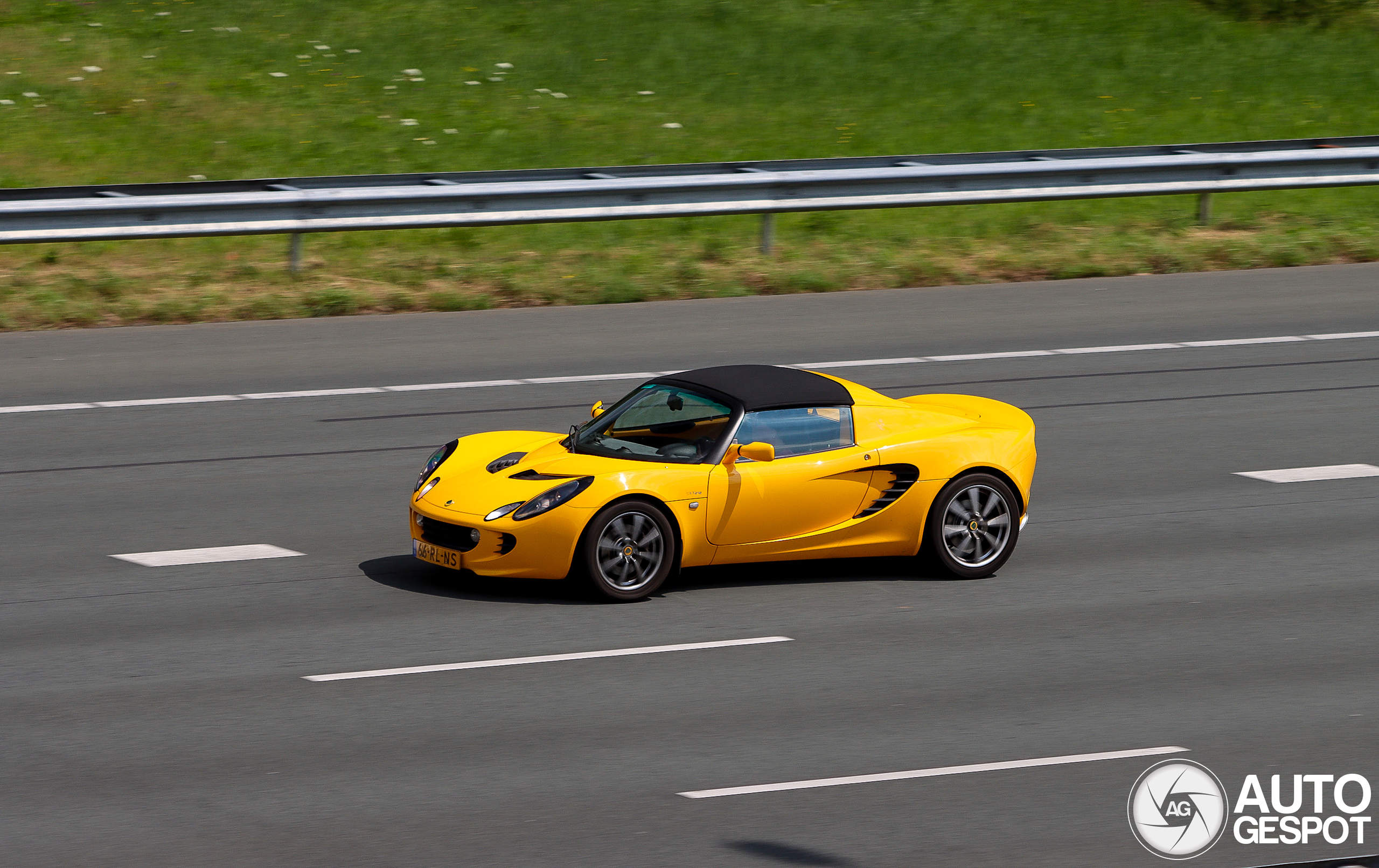 Lotus Elise S2 111R