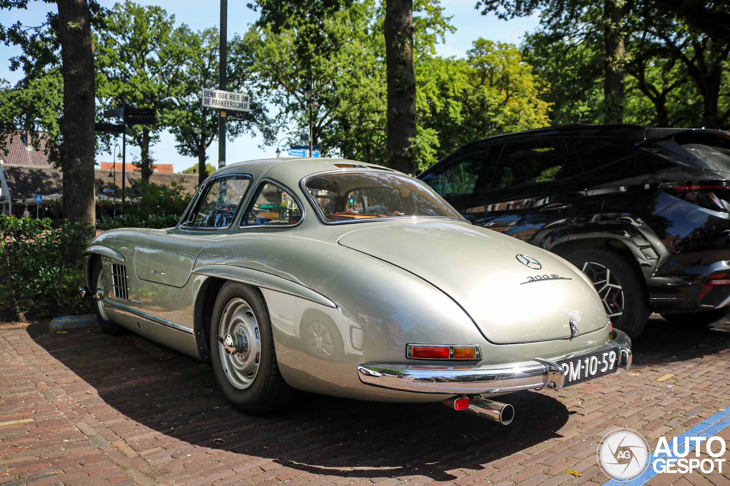 Mercedes-Benz 300SL Gullwing
