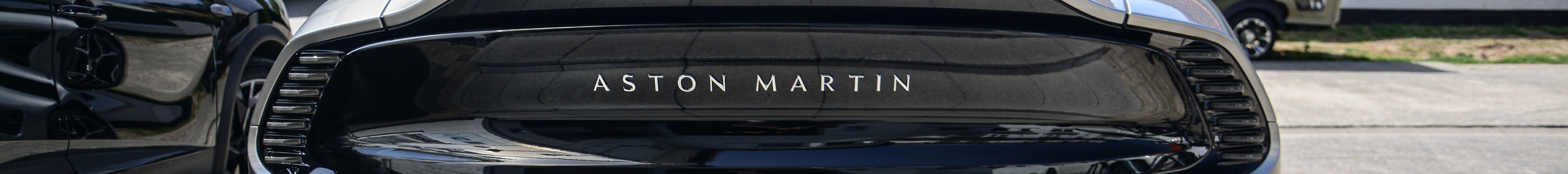 Aston Martin Vanquish 2025