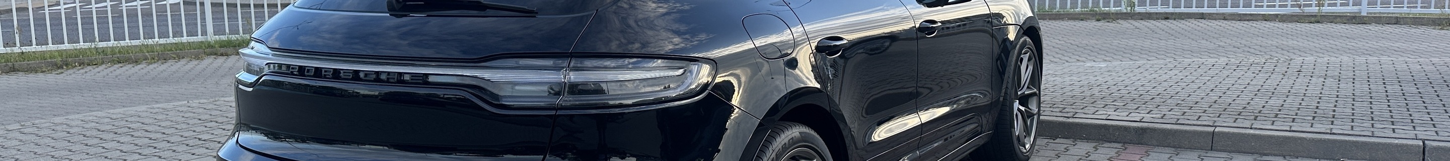 Porsche 95B Macan GTS MkIII