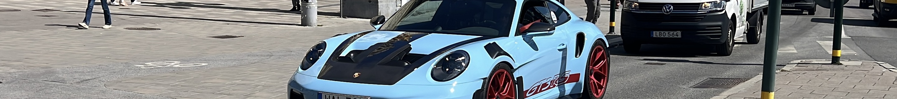 Porsche 992 GT3 RS Weissach Package