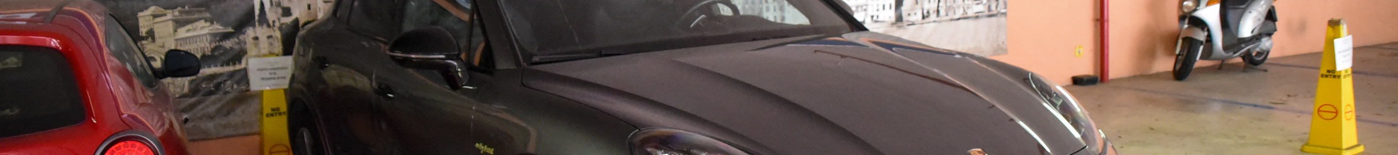 Porsche Cayenne Coupé Turbo S E-Hybrid