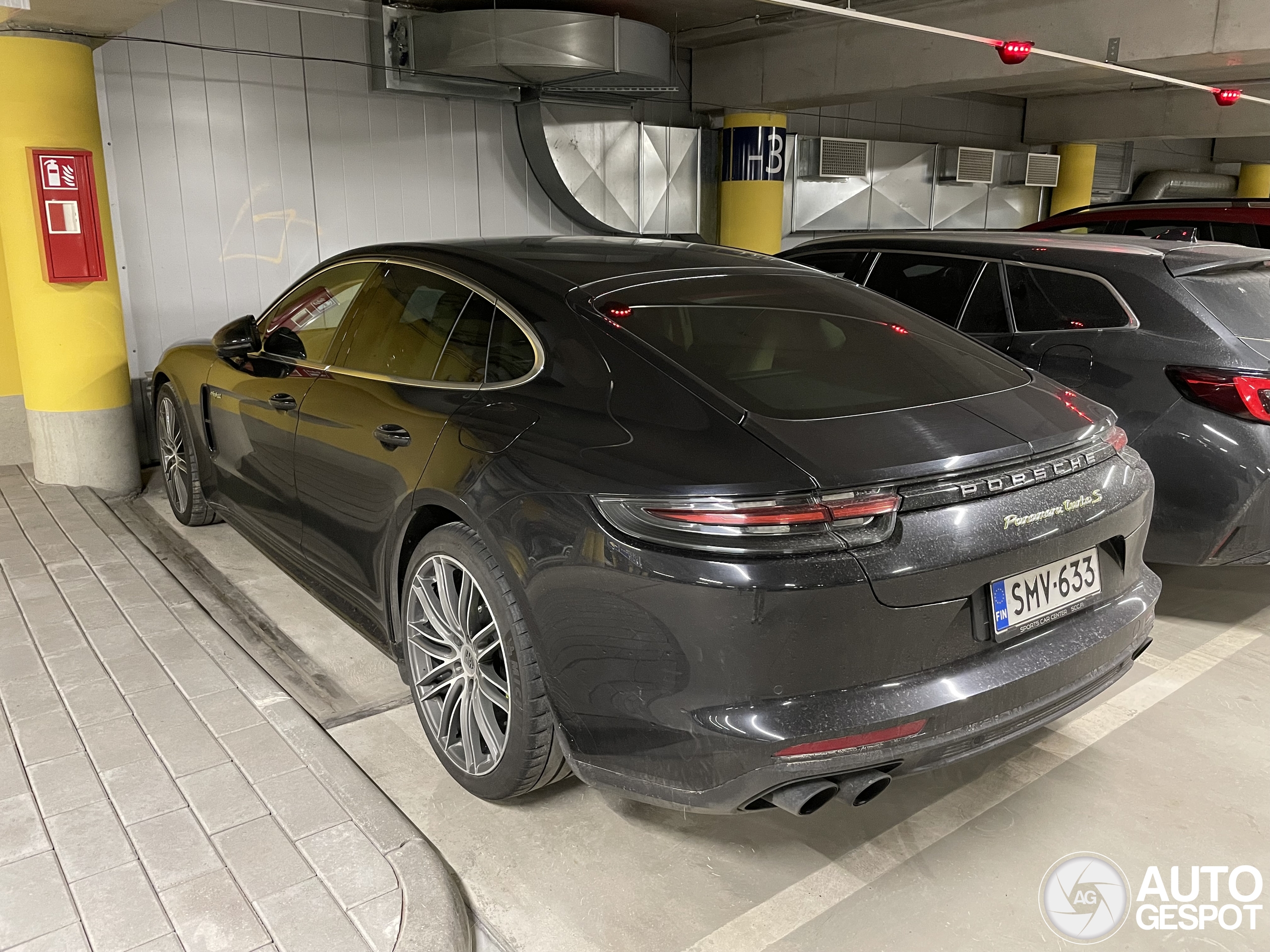 Porsche 971 Panamera Turbo S E-Hybrid