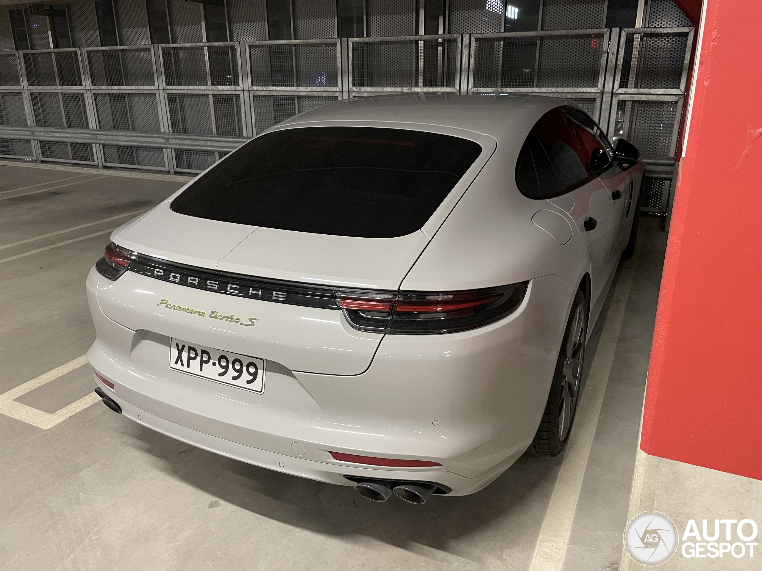 Porsche 971 Panamera Turbo S E-Hybrid