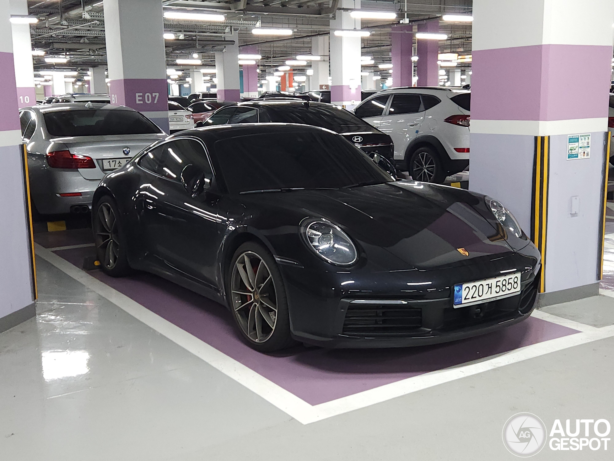 Porsche 992 Carrera S