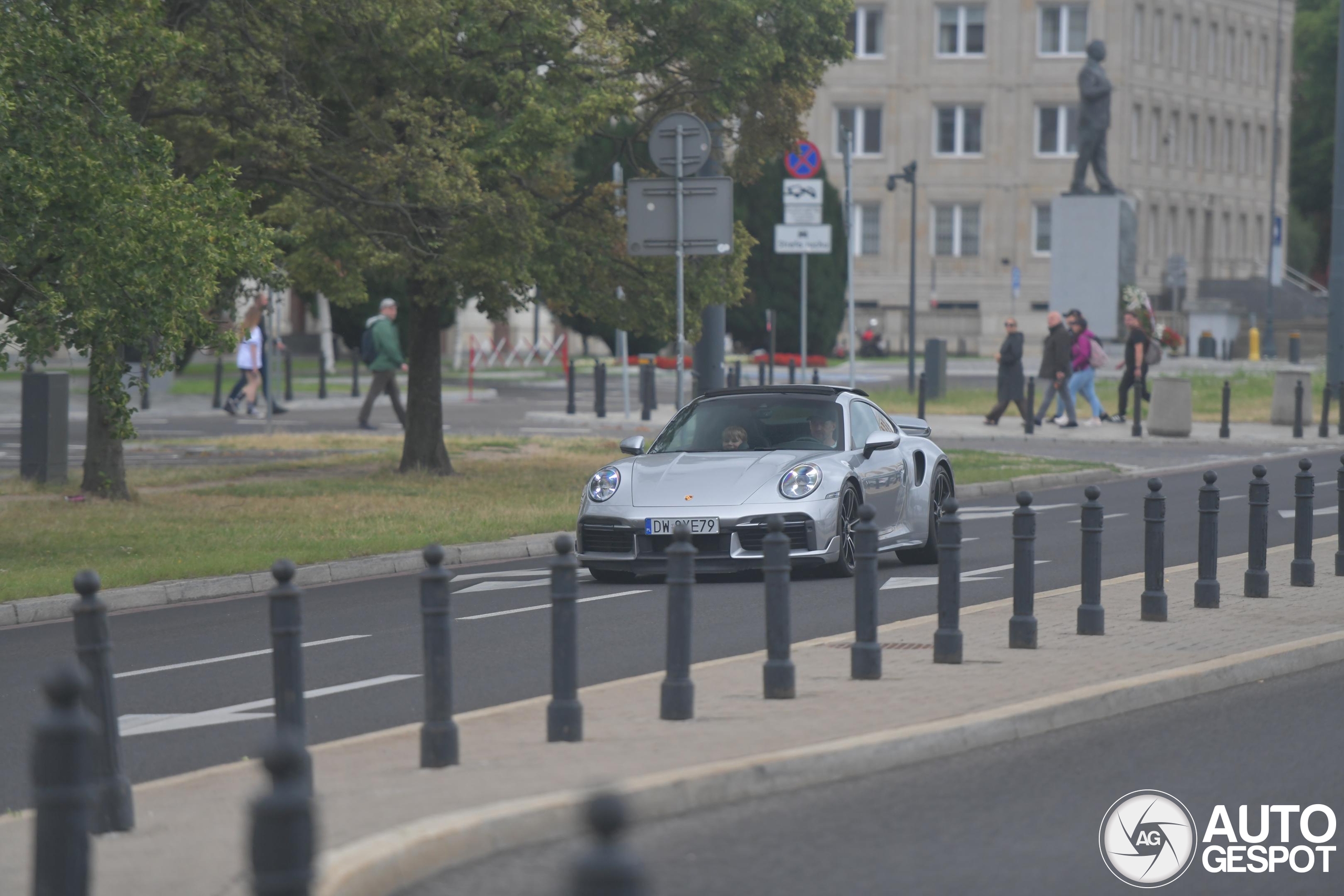 Porsche 992 Turbo MkI
