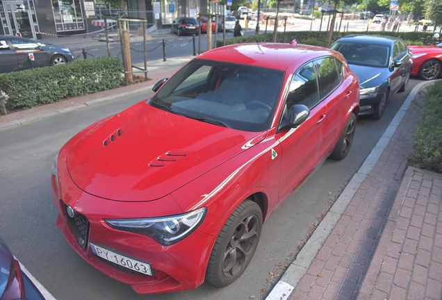 Alfa Romeo Stelvio Quadrifoglio 2020