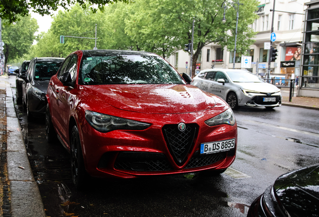 Alfa Romeo Stelvio Quadrifoglio 2023