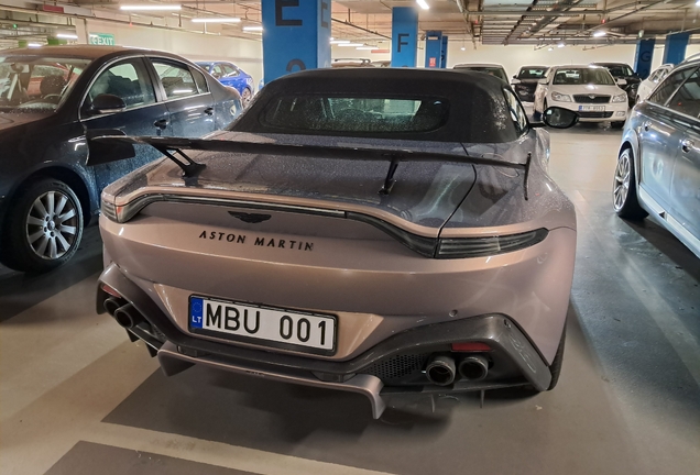 Aston Martin V8 Vantage Formula 1 Edition Roadster