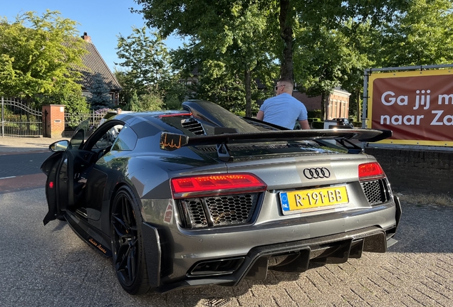 Audi R8 V10 Plus 2015