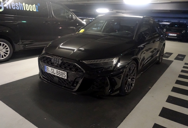 Audi RS3 Sportback 8Y 2025
