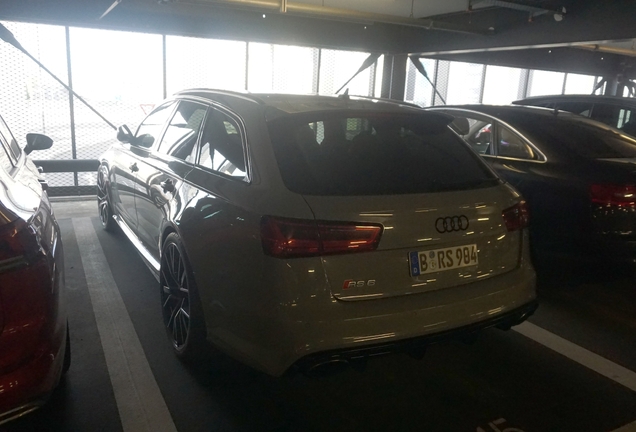 Audi RS6 Avant C7 2015