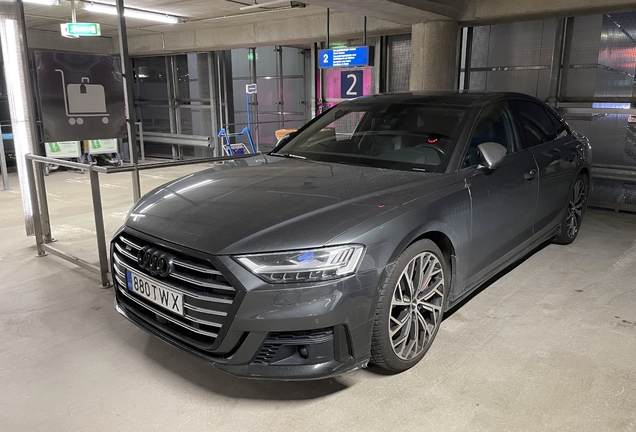 Audi S8 D5