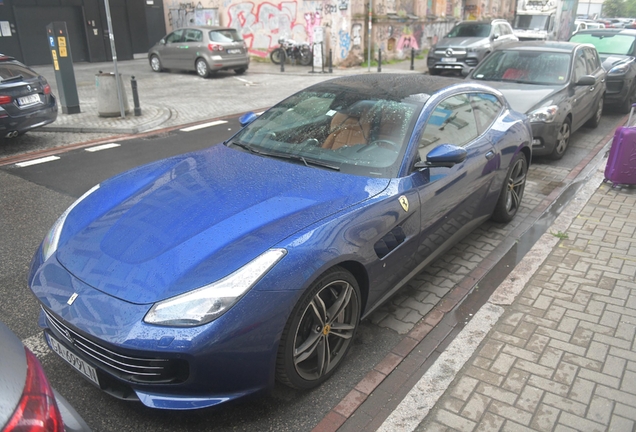 Ferrari GTC4Lusso