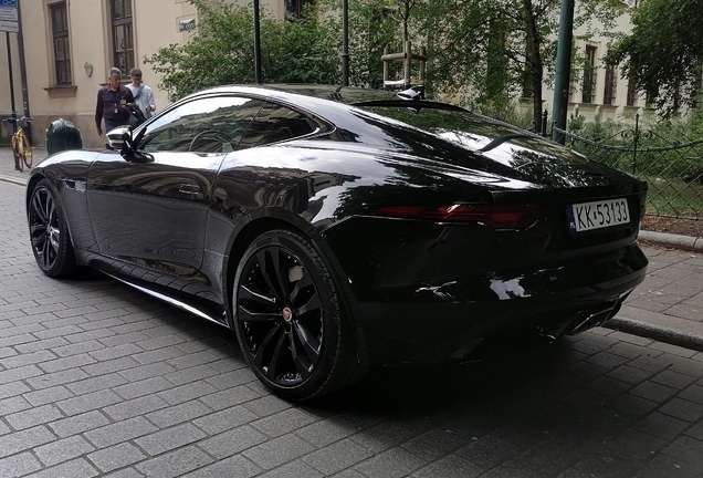 Jaguar F-TYPE R Coupé 2020
