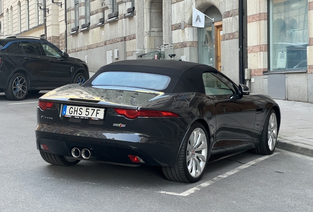 Jaguar F-TYPE S Convertible