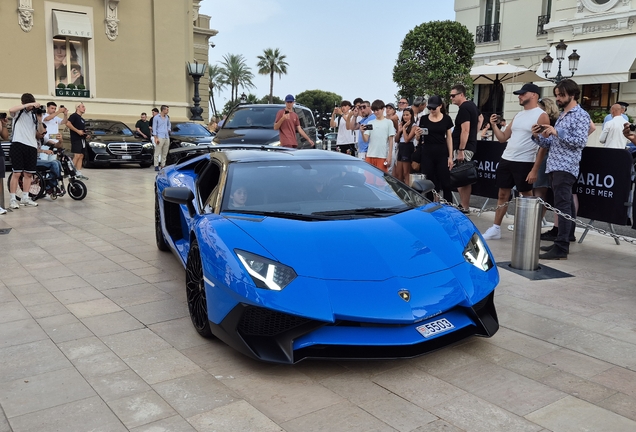 Lamborghini Aventador LP750-4 SuperVeloce Roadster