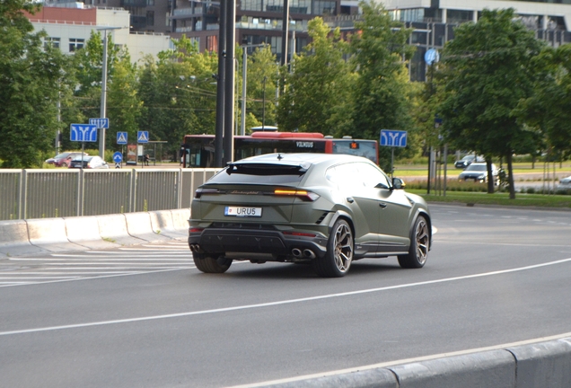 Lamborghini Urus Performante
