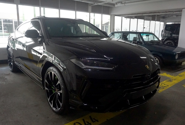 Lamborghini Urus S