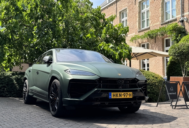 Lamborghini Urus SE
