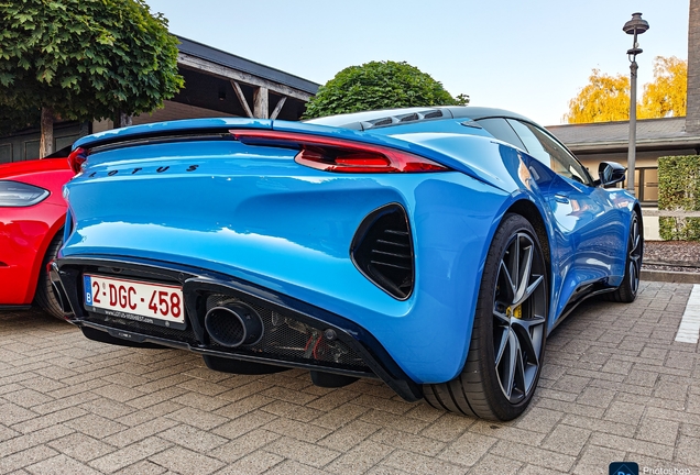 Lotus Emira