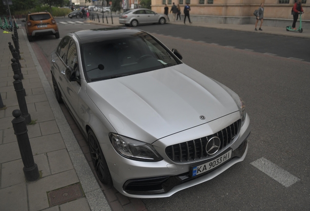 Mercedes-AMG C 63 S W205 2018