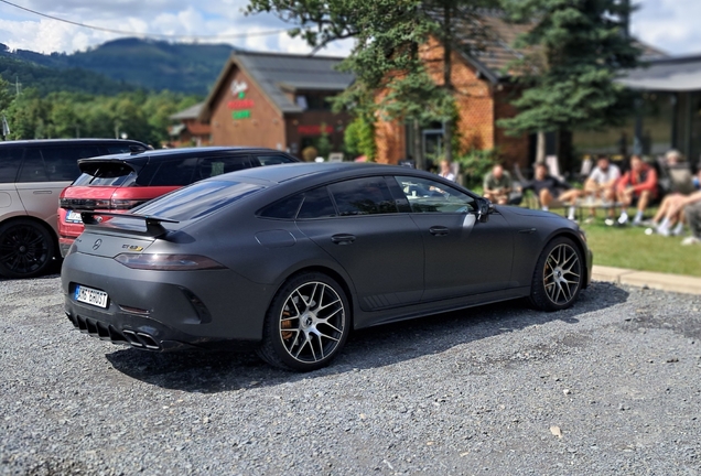 Mercedes-AMG GT 63 S X290