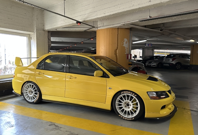 Mitsubishi Lancer Evolution IX