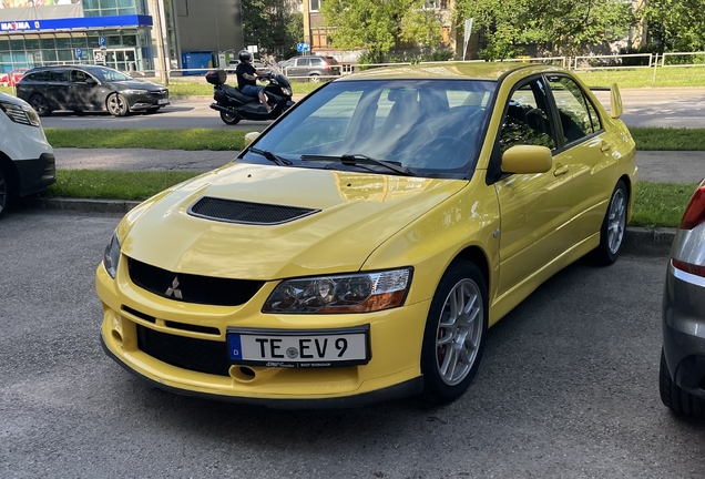 Mitsubishi Lancer Evolution IX