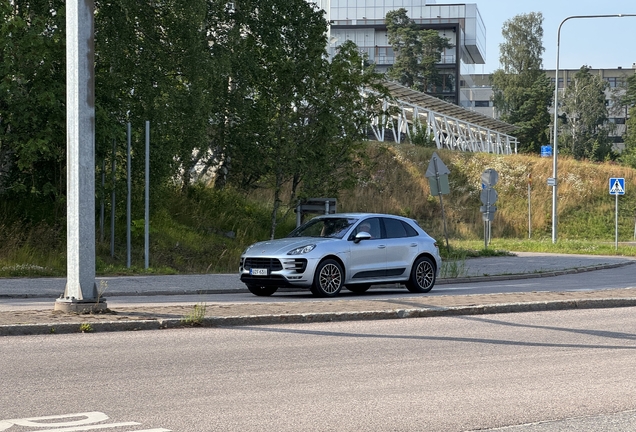 Porsche 95B Macan Turbo