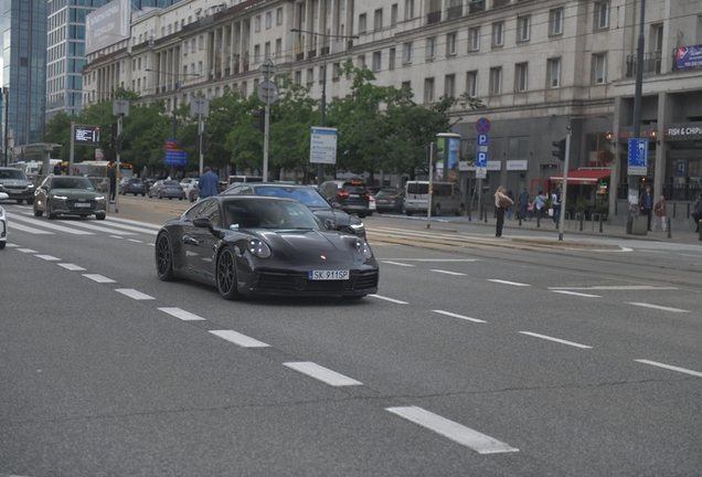 Porsche 992 Carrera 4S