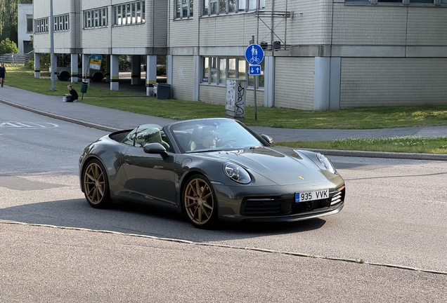 Porsche 992 Carrera 4S Cabriolet