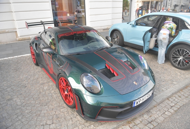 Porsche 992 GT3 RS Weissach Package