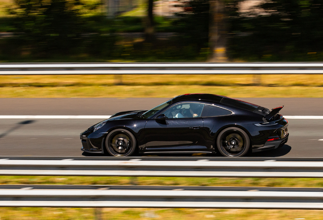 Porsche 992 GT3 Touring
