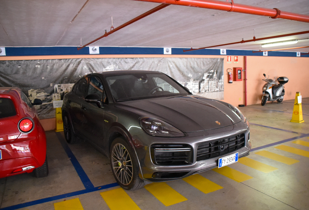 Porsche Cayenne Coupé Turbo S E-Hybrid