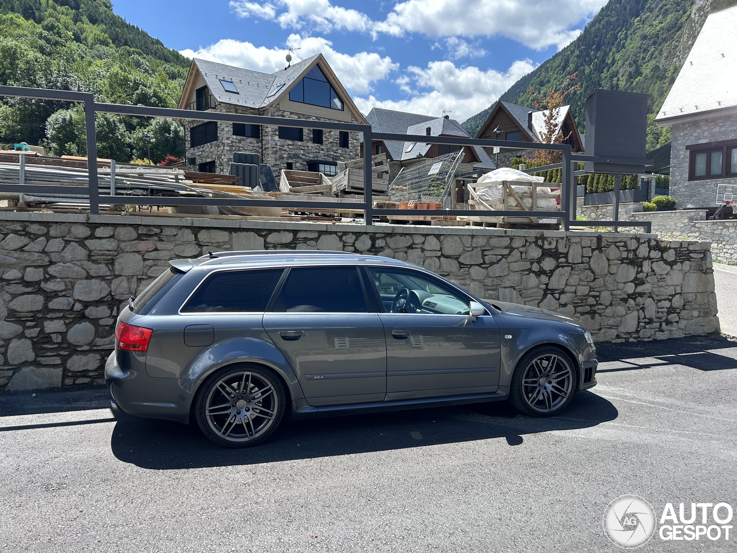 Audi RS4 Avant B7