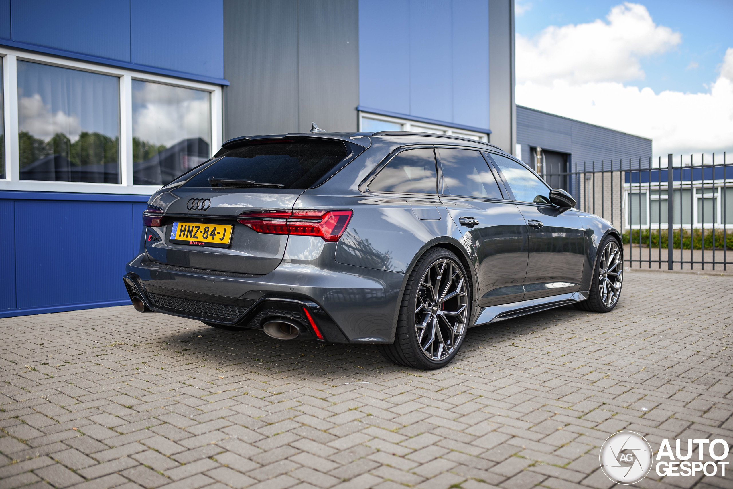 Audi RS6 Avant C8