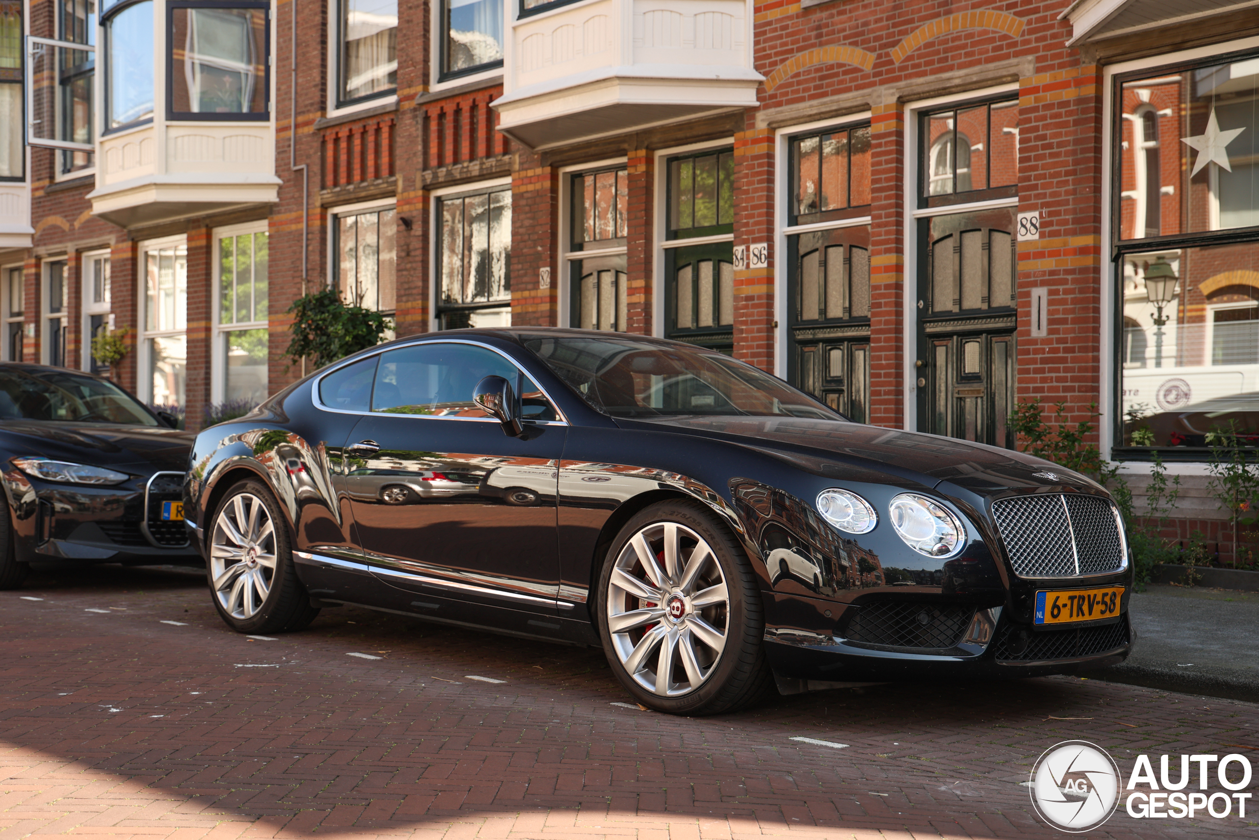 Bentley Continental GT V8