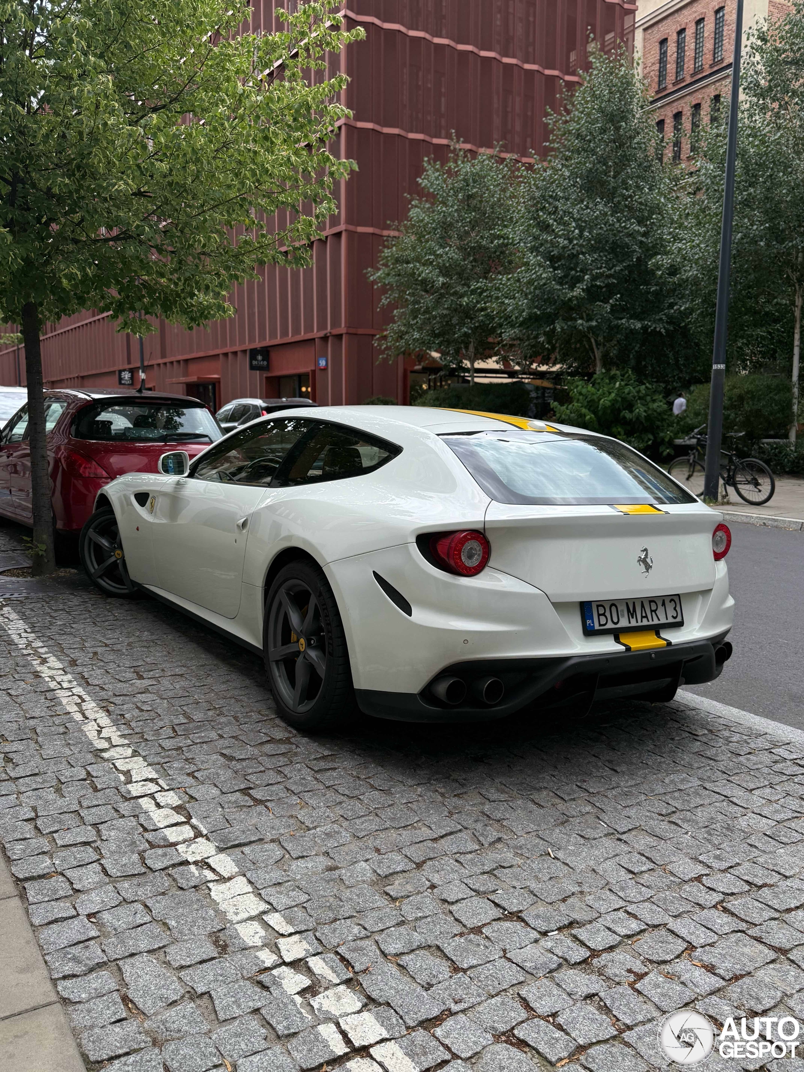 Ferrari FF
