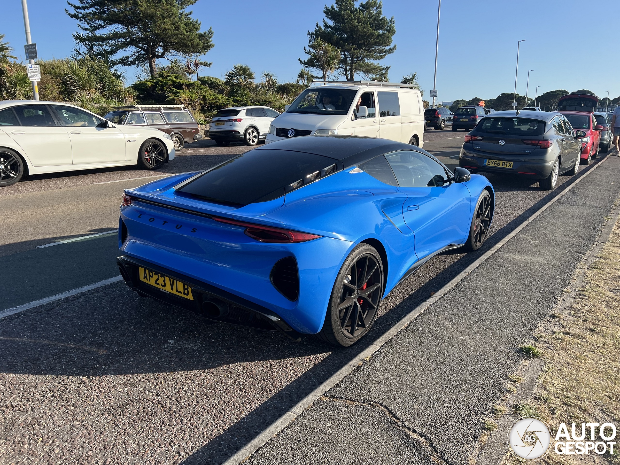 Lotus Emira