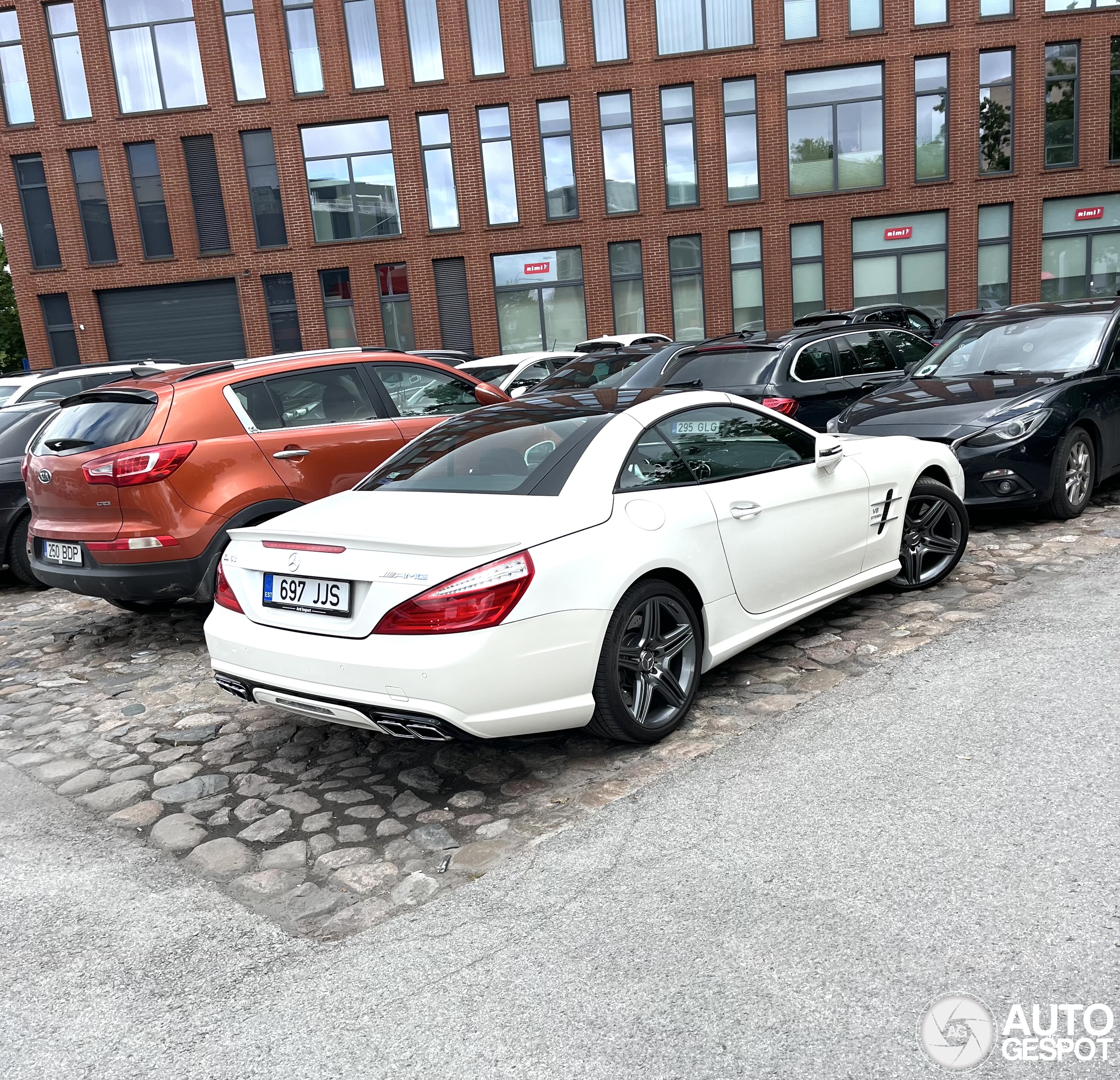 Mercedes-Benz SL 63 AMG R231