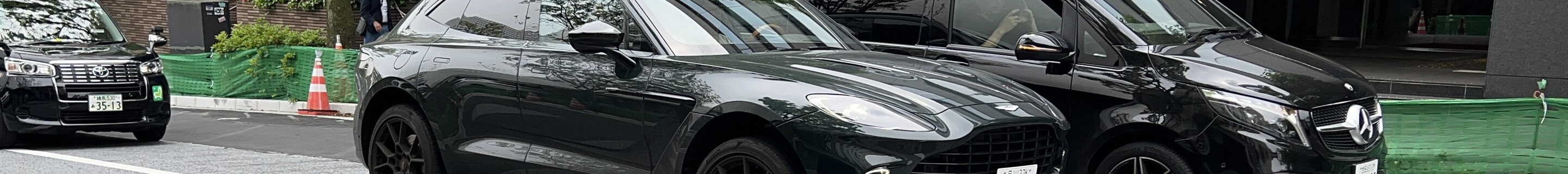Aston Martin DBX